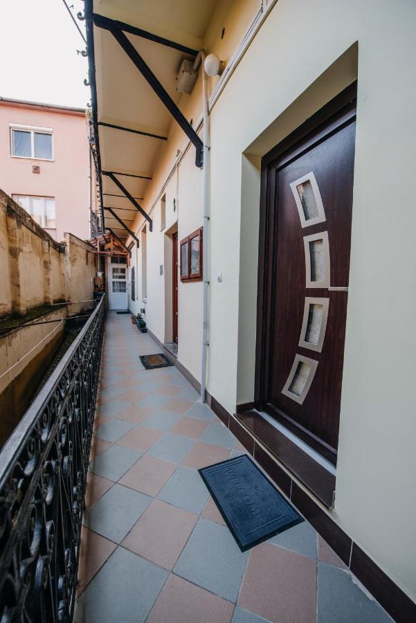 Jacks'S Home Apartman - Free Parking Πετς Εξωτερικό φωτογραφία