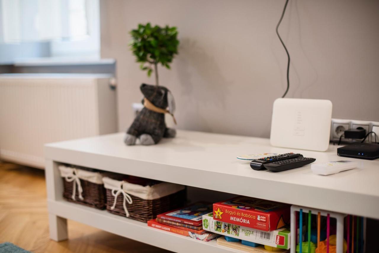 Jacks'S Home Apartman - Free Parking Πετς Εξωτερικό φωτογραφία