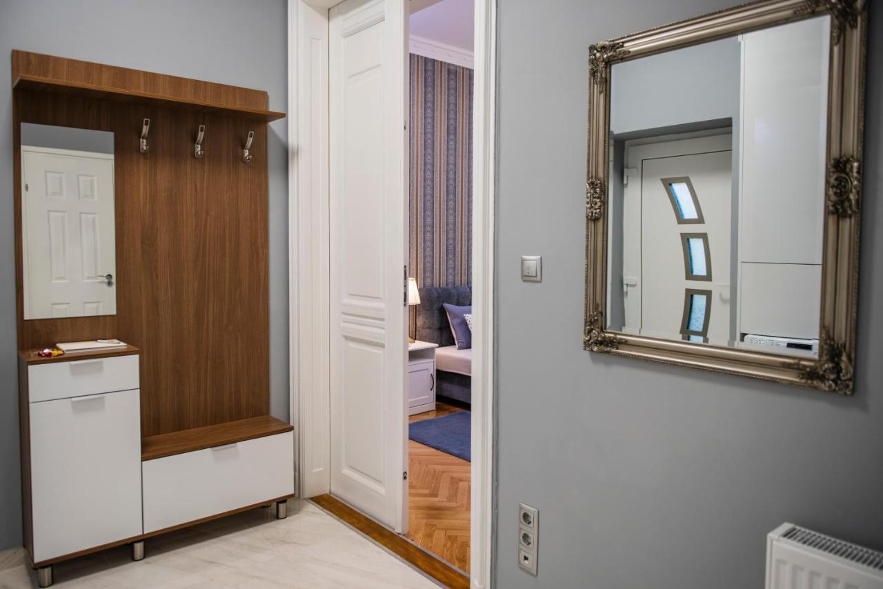 Jacks'S Home Apartman - Free Parking Πετς Εξωτερικό φωτογραφία
